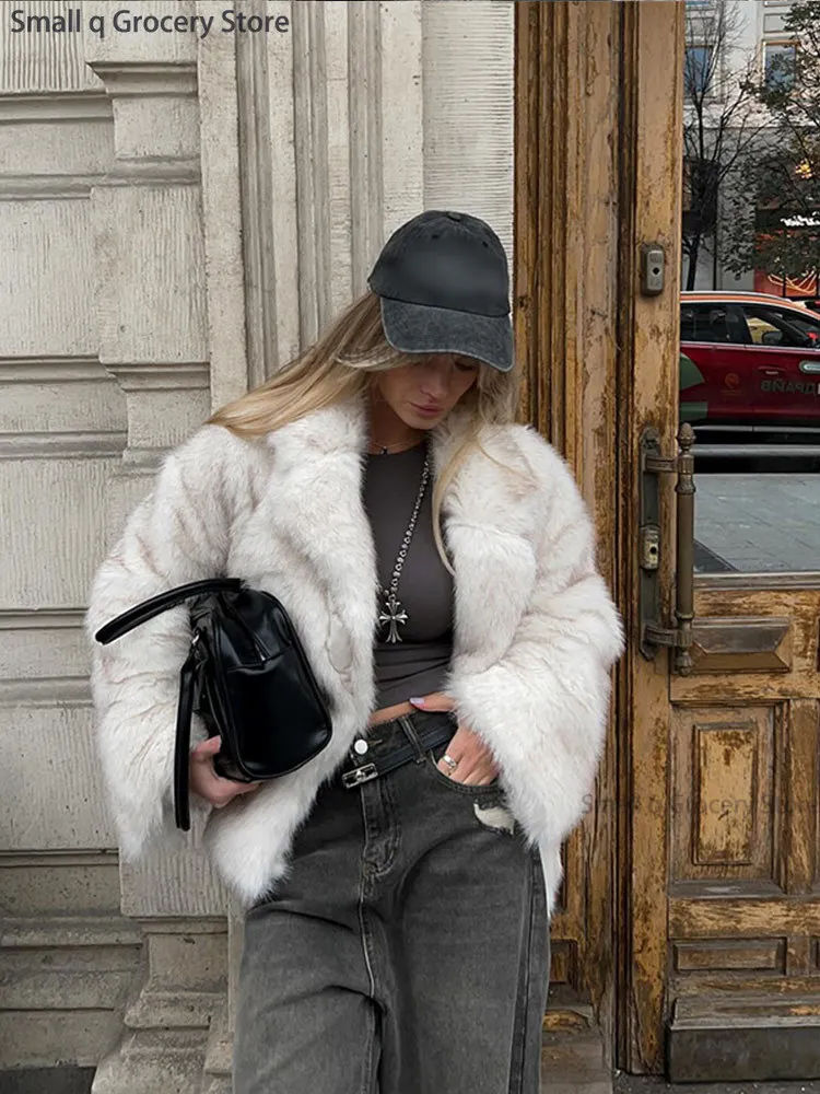 2024 Winter New Fashion Brown Fluffy Fur Coat Women Luxury Big Fur Collar Faux Fox Fur Jacket Female High Street Warm Outwear